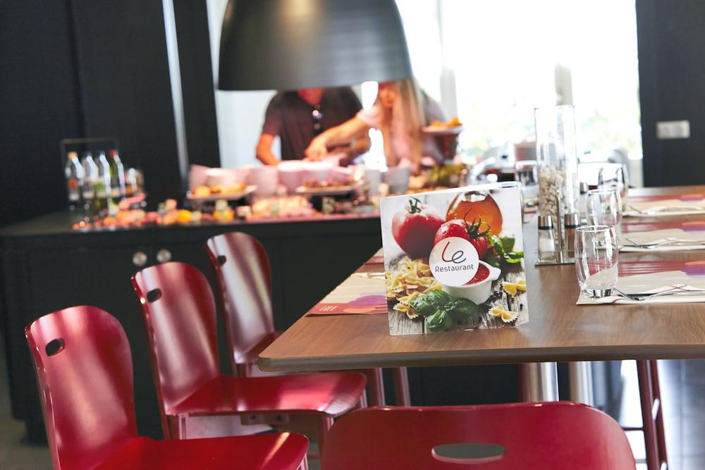 Campanile D'abeau - Bourgoin Jallieu Hotel 3*
