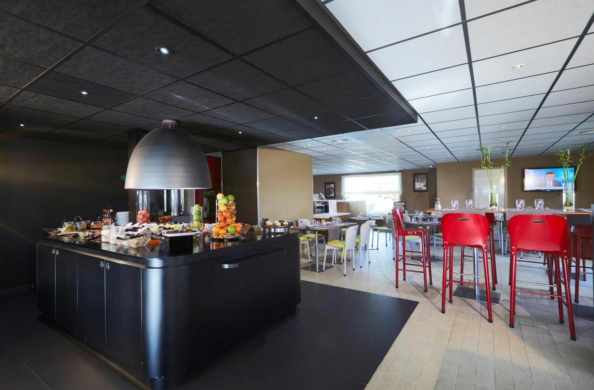 Campanile D'abeau - Bourgoin Jallieu Hotel 3*